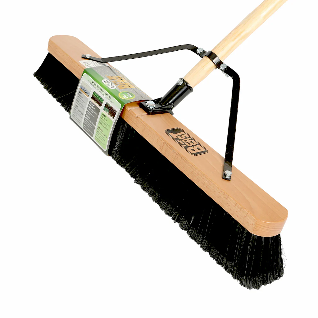 GLO-4069#B 36in  Globe Medium Push Broom