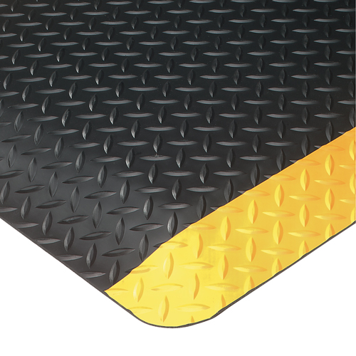 SCN-SDQ958 SpongeCote® Ultrasoft Mats No. 414, Diamond, 4' x 6' x 15/16", Black/Yellow, PVC Sponge